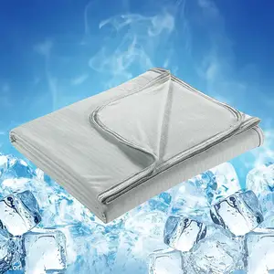 Original Factory Cooling Blanket Throw Size Summer bamboo Cooling Effect Q-Max 0.5 Arc-Chill for Cooling blanket