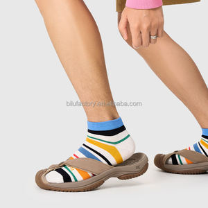 Chaussettes en coton personnalisées pour femmes, sans restriction quantitative et design sans couture, bonne respirabilité et maintien solide. - Product Image 3