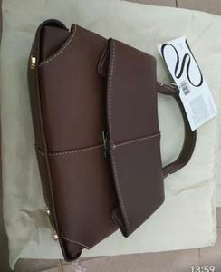 Bolso de mano de cuero genuino de vaca, estilo diseñador, hecho a mano, de lujo, con asa superior y bandolera para mujer - Product Image 3