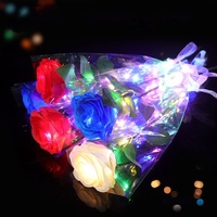 Bunga Mawar Buatan Tangan dengan Lampu LED Berwarna-warni untuk Dekorasi Pernikahan dan Pesta Natal.