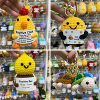 Handgemaakte positieve gehaakte poppen, schattige groente-, fruit- en dierenhaak-sleutelhangers als cadeau & emotionele steun