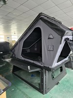 Maßgefertigtes Hartschalen-Dreieck-Dachzelt aus Aluminiumlegierung Schnell Aufbaubares Wasserdichtes 2-Personen-Overland-Camping-Pickup-Truck-Zelt