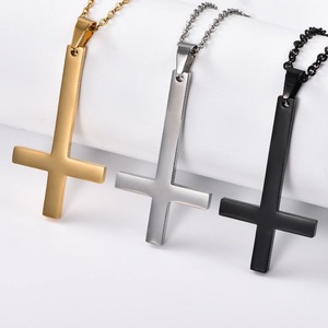 Collier unisexe en acier inoxydable couleur argent/noir, 1 pièce, avec pendentif croix inversée, bijou de mode religieux - Product Image 2