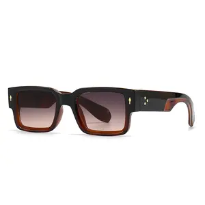Ins Popular Fashion Square Rivets Men Sunglasses Vintage Punk Gradient Women Trending Dark Green Sun Glasses Shades UV400