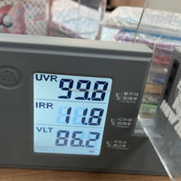 Édition 30ème Anniversaire : Vitrine Moderne Ultra Premium en Acrylique Écologique avec Couvercle Magnétique et Protection UV à 99% pour Cartes de Collection