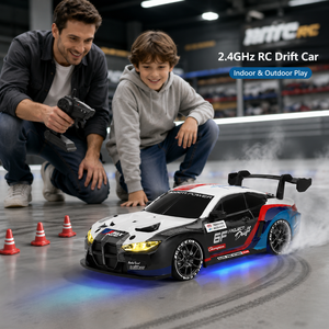 Coche de Carreras RC 1:20 con Luces LED, 4WD, Control Remoto de 2.4ghz, Juguete Recargable para Niños, Diversión al Aire Libre, Regalo - Product Image 4