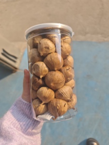 <span class=keywords><strong>Ail</strong></span> noir biologique de haute qualité, entier, séché, au goût sucré distinctif, profil de saveur unique, offrant des <span class=keywords><strong>bienfaits</strong></span> pour la santé - Product Image 6