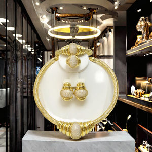 MEIZI Ensembles de bijoux de luxe en plaqué or 24 carats Dubai pour femmes, cuivre et zircone pour les mariages, fiançailles et fêtes parfaites - Product Image 3