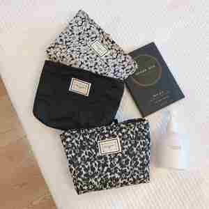 Bolsa de Maquillaje de Viaje Personalizada, Bolsa de Cosméticos de Lona de Algodón, Bolsa de Aseo Floral - Product Image 1