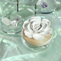 Luxe En Gros Arôme Naturel En Céramique Parfumée Sola Fleur Bouteille En Verre Diffuseur De Roseaux Avec Des Bâtons Pour La Maison