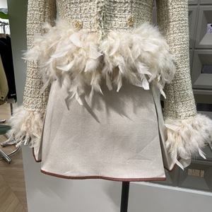 Bettergirl 2025 primavera nuova moda moda donna <span class=keywords><strong>ricca</strong></span> piccola fragranza tessuto a maglia con una parola collo a spalla corta Top - Product Image 5