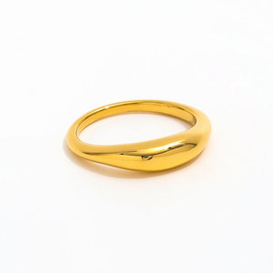 Anillo Minimalista para Mujer, Chapado en Oro de 18K PVD, Resistente al Deslustre, Impermeable, de Acero Inoxidable, Apilable, Joyería de Moda Irregular - Product Image 3