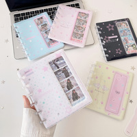 Album Foto PVC Kartun Bintang Jamur Kancing 4-grid Album Penyimpanan Stiker Foto Idola Pelajar