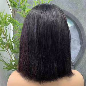 Perruque courte droite style bob en dentelle 4x4 - Product Image 1