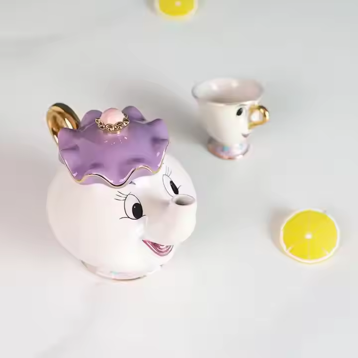 Hot Selling Porcelain Gifts Teapot Set Beauty and the Beast Mrs Potts Chip Tea & Coffee Cup Set