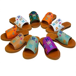 Pantuflas Babouche de Cuero Marroquí Hechas a Mano para Hombre, Sandalias Planas Bordadas, Transpirables, Antideslizantes, para Todas las Temporadas - Product Image 3