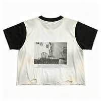 T-shirt Vintage Noir et Blanc Épais avec Lavage Vieilli, Manches Raglan Contrastantes, Impression DTG, T-shirt Streetwear à Trous Déchirés