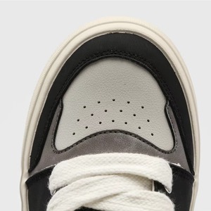 Zapatos de Skateboard de Diseño Personalizado de Moda de Lujo con Logotipo para Hombre, Zapatillas Ligeras para Caminar, Zapatillas Deportivas Casuales para Hombre - Product Image 4