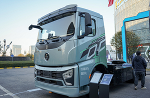 รถบรรทุกใหม่จาก Shacman Official: รถบรรทุกไฟฟ้าล้วน Proton Dijiang Ta 6X4 เหมาะสำหรับอุซเบกิสถาน รถบรรทุก EV แบตเตอรี่ LFP ระยะทางวิ่ง 600 กม. - Product Image 1