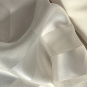 Tissu en Chiffon 100% <span class=keywords><strong>Soie</strong></span> <span class=keywords><strong>de</strong></span> Mûrier 12m/m 5x5cm avec Rayures <span class=keywords><strong>Satin</strong></span>ées Idéal pour la Peinture DIY et les Foulards - Product Image 3