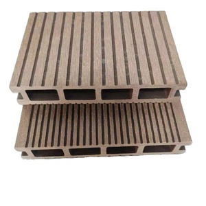 Nouvelle Arrivée : Lames de Terrasse Carrées Creuses en WPC Modernes, Antidérapantes, Étanche, Écologiques, Ignifuges pour Piscines Extérieures - Product Image 5