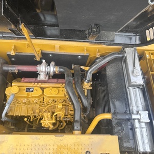 Excavadora Usada Caterpillar CAT323 de 23 Toneladas con Motor Mitsubishi en Venta a Bajo Precio - Product Image 4