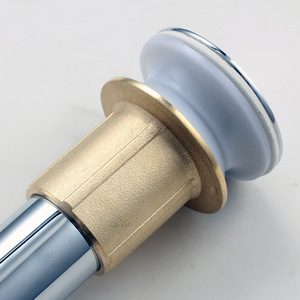 Desagüe cilíndrico de compresión con sistema push-down para lavabo, 1.25 pulgadas de diámetro, diseño anticorrosión - Product Image 3