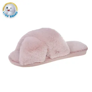 Wholesale Winter House Slippers Indoor Ladies Soft Cross Fluffy Slippers For Women Plush 1 Pair Into 1 Opp Bag Warm Slippers