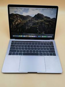 แล็ปท็อปโปร 13.3 นิ้ว รุ่น A1989 ปี 2018 i5 แรม 8GB ความจุ 512GB พร้อม Touch Bar - Product Image 1