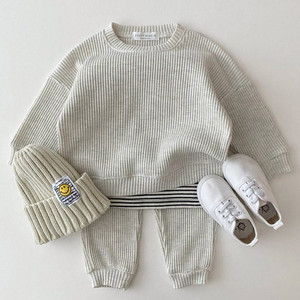 Ensemble 2 pièces printemps-automne pour nouveau-nés filles : haut en coton gaufré côtelé à manches longues personnalisé + pantalon pour enfants garçons - Product Image 4