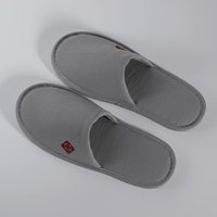 Chaussons jetables en velours écologiques, personnalisables avec logo, adaptés aux chambres d'hôtel