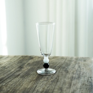 <span class=keywords><strong>Verre</strong></span> à whisky et <span class=keywords><strong>vin</strong></span> rouge en <span class=keywords><strong>verre</strong></span> résistant à la chaleur, color-block noir, <span class=keywords><strong>blanc</strong></span> et jaune, nouveau modèle, design à double bordure, sans poignée - Product Image 4