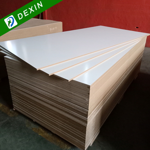 Panneau MDF imperméable <span class=keywords><strong>stratifié</strong></span> mélamine blanc, <span class=keywords><strong>prix</strong></span> de Linyi, Chine - Product Image 4