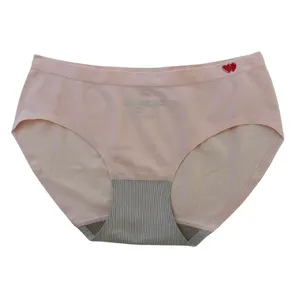 Lovely Girls Underwear Pure Cotton Breathable Underwear Low Price High  Quality Girls Underwear - China Underwear and Girls Underwear price