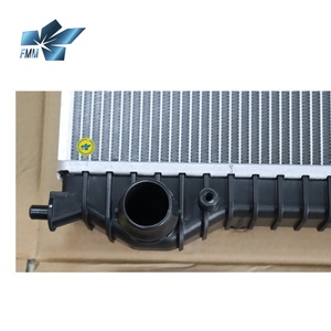 Radiador de Coche 3W0198115H 3W0198115J 3W0198115 con Núcleo de Aluminio y Tanques de Plástico para BENTLEY Continental GT Flying Spur - Product Image 2