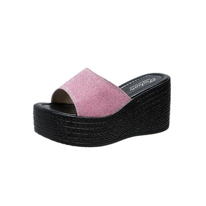 Sandales compensées grande <span class=keywords><strong>taille</strong></span> européennes et américaines en stock, tailles <span class=keywords><strong>35</strong></span> à 43, nouvelles tongs africaines à semelle épaisse - Product Image 5
