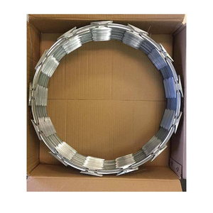 Rouleau de grillage rasoir en spirale de haute qualité, grillage rasoir plat anti-escalade recouvert de PVC, clôture en fil barbelé rasoir - Product Image 5