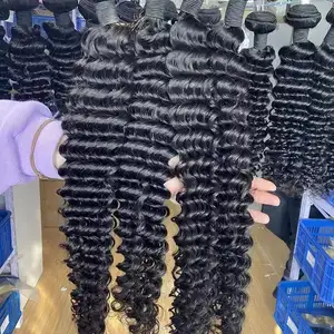 Paquete de cabello humano virgen rizado brasileño 100%, mechones de pelo virgen brasileño de onda profunda, vendedor de cabello brasileño de visón crudo real