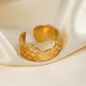Bague irrégulière populaire plaquée or, motif géométrique, style gothique, tendance, bijoux de luxe pour femme - Product Image 4