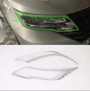 ABS krom gümüş yeni araba aksesuarları dış dekorasyon far kapağı lambası düzeltir Toyota RUSH 2019 için