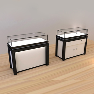 Design per Negozio di Orologi/Vetrina Espositiva per Orologi/Design Showroom per Orologi - Product Image 1