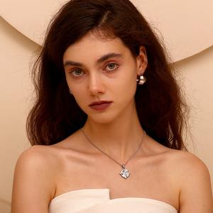 Ожерелье с подвеской из нержавеющей стали, 18 карат - Product Image 4