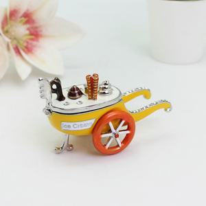 SHINNYGIFTS Style moderne peint à la main crème glacée voiture émail bibelot et charnière boîte à bijoux Unique décor à la maison cadeaux pour les femmes - Product Image 5