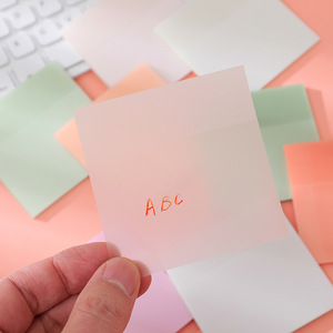Blocs-notes autocollants transparents photosensibles à changement de couleur 76x76mm, bloc-notes carré avec design coloré pour usage au bureau - Product Image 2