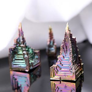 Ornement décoratif de spécimen en métal de cristal minéral coloré Autre produit artisanal en cristal Minerai de bismuth naturel Pierre brute - Product Image 4