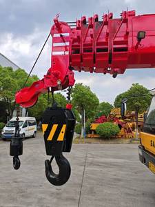 Grúa SANY QY50C Usada de 50 Toneladas, Grúa Móvil de 4 Ejes con Pluma Telescópica de 42.5m, Motor Cummins, Grúa Sany QY50C de Segunda Mano - Product Image 5