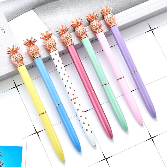 Hot Selling Wholesale Metal Pineapple Shaped Ballpoint Pen Fancy Fruit Cute Kawali Ananas Ball Pen Promotional With Custom LOGO
