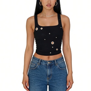 Top corto sin mangas con cuello cuadrado para mujer - Top ajustado acanalado con adorno de anillo metálico, estilo chaleco a la moda - Product Image 2