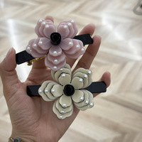 Pince à cheveux latérale en acétate style français, motif camélia doux, incrustée de perles, pour cheveux rebelles, accessoire capillaire, cadeau