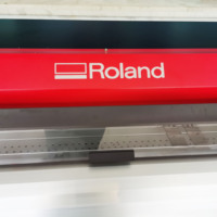 Imprimante jet d'encre Roland RF640 DX7 d'occasion avec encre éco-solvant pour transfert thermique sur t-shirts, sérigraphie, 1620 mm, 20 ppm, automatique